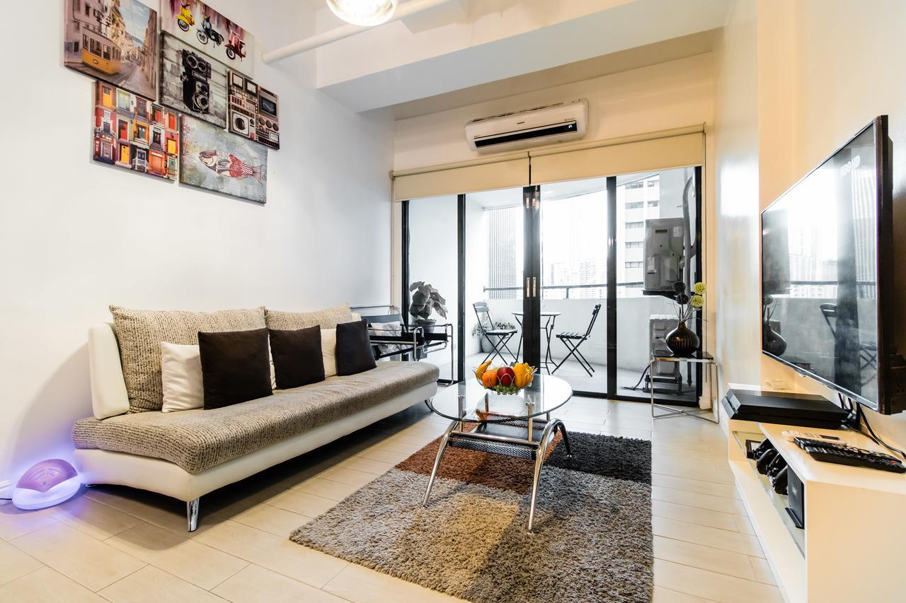 Luxury Spacious 2Br In Salcedo Village Манила Екстериор снимка